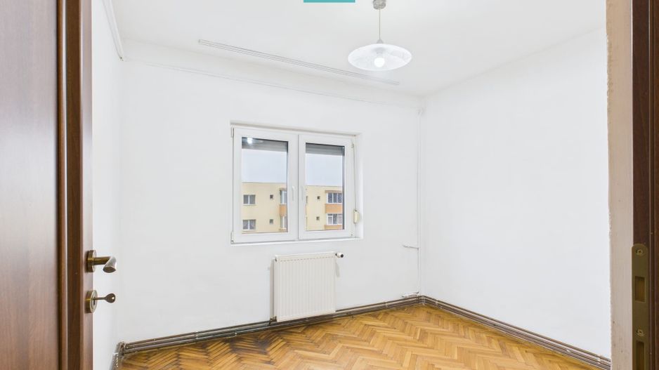 Apartament 3 camere decomandat spațios – Micalaca - Poză 5