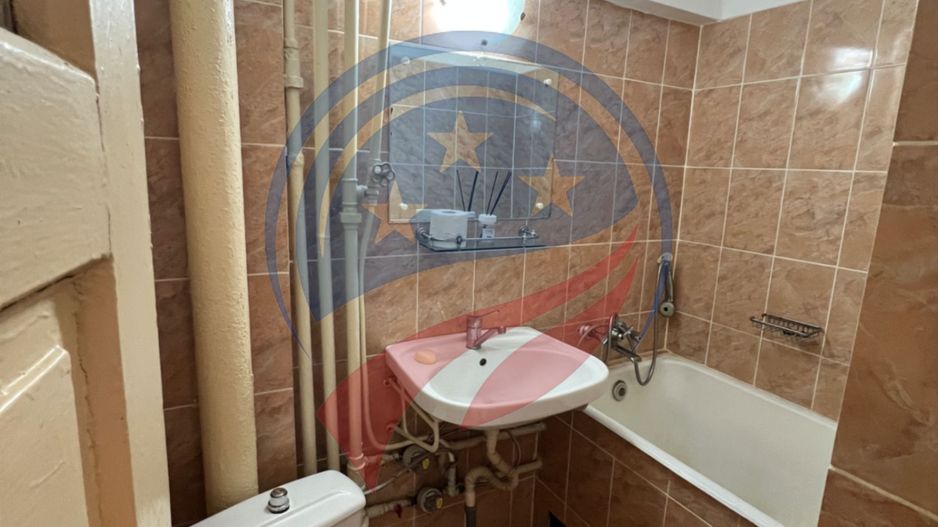 Apartament 2 camere ultracentral de vânzare - Poză 4