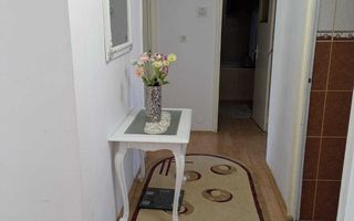 Vând apartament 3 camere – ideal pentru locuință sau cabinet medical – - Poză 1