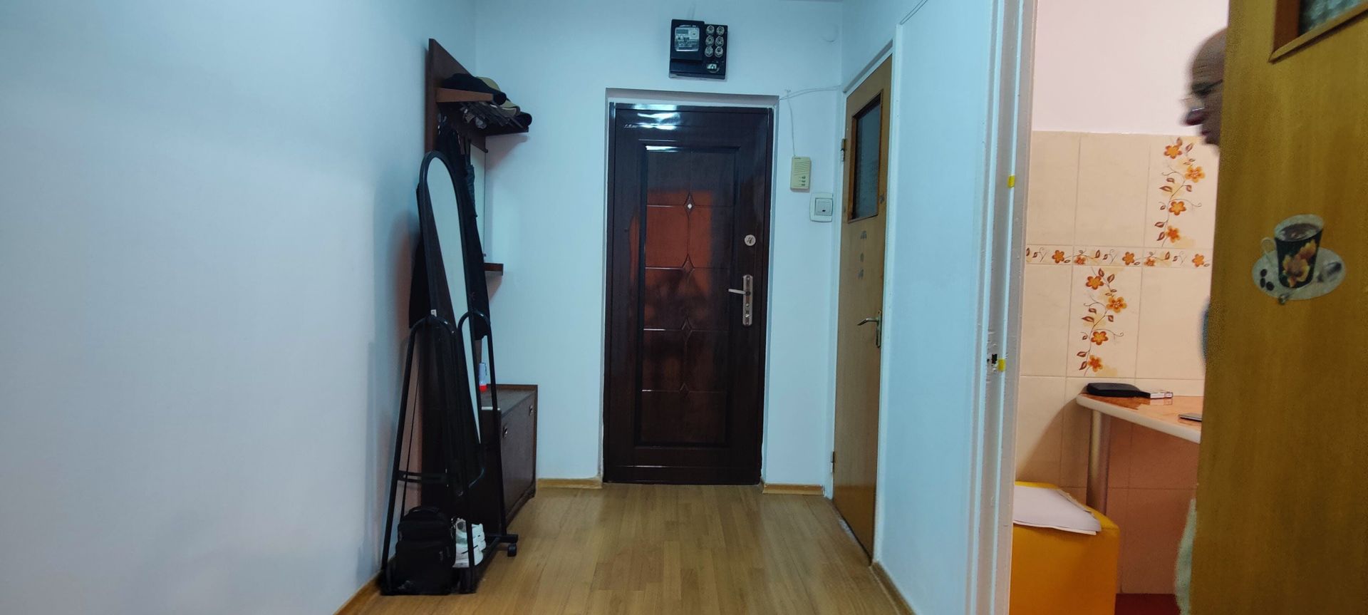 Apartament 3 camere de vânzare Drumul Taberei - Poză 5