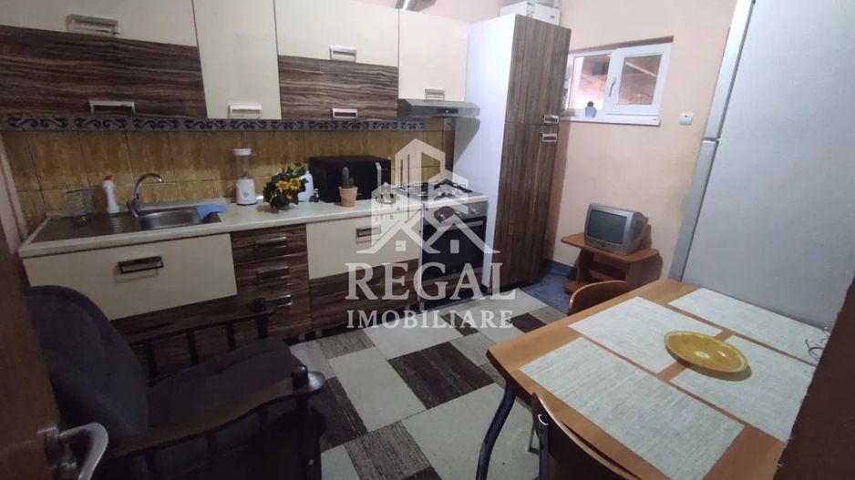 Casa 4 camere, zona Centrala - Poză 6