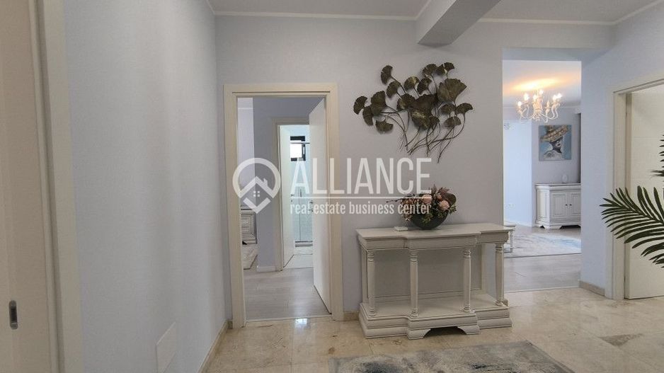 FALEZA NORD(cod03) 3 Camere de lux frontal la mare si parcare privata! - Poză 17