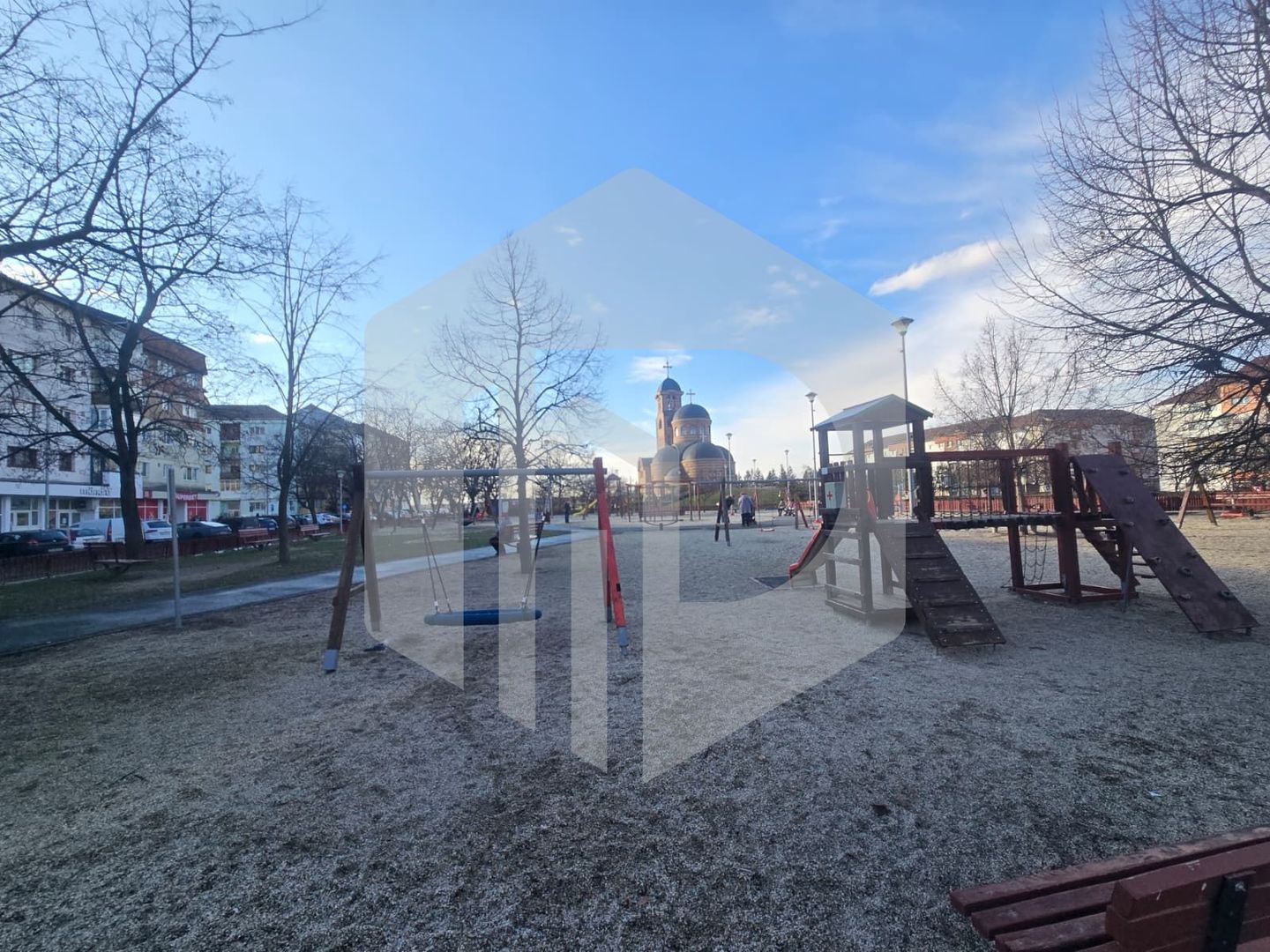 Apartament 4 camere decomandate Strand - Poză 1