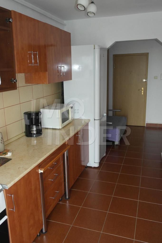 Apartament Zorilor pentru UMF Bloc 2006 - Poză 7