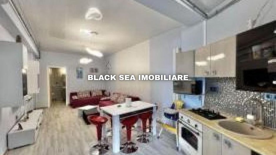 Apartament 2 camere de vanzare, Prima linie la mare.- Ocazie - Poză 4
