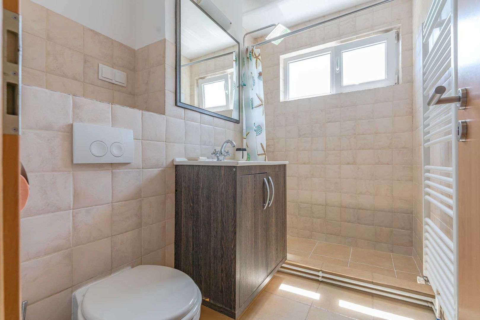 Apartament mobilat si utilat cu loc de parcare - Poză 11