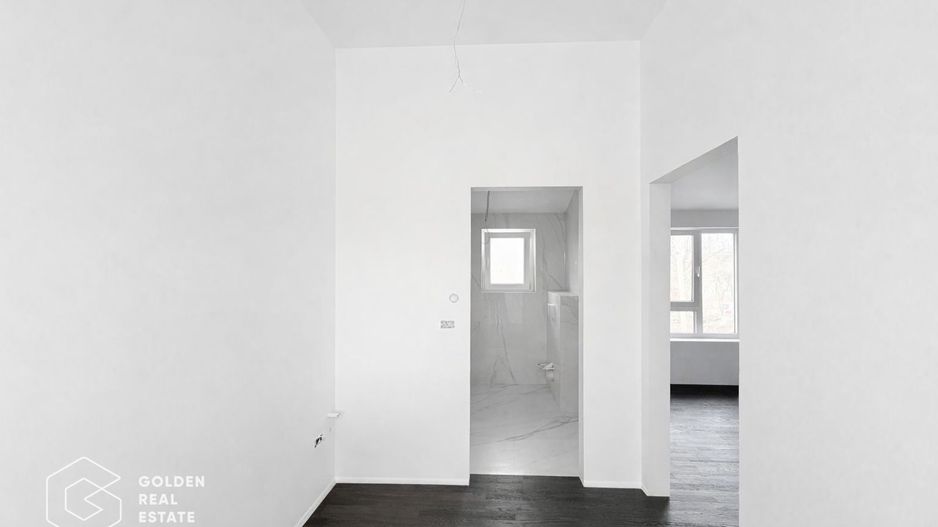 Jumatate de duplex, casa la pret de apartament in Chisoda - Poză 14