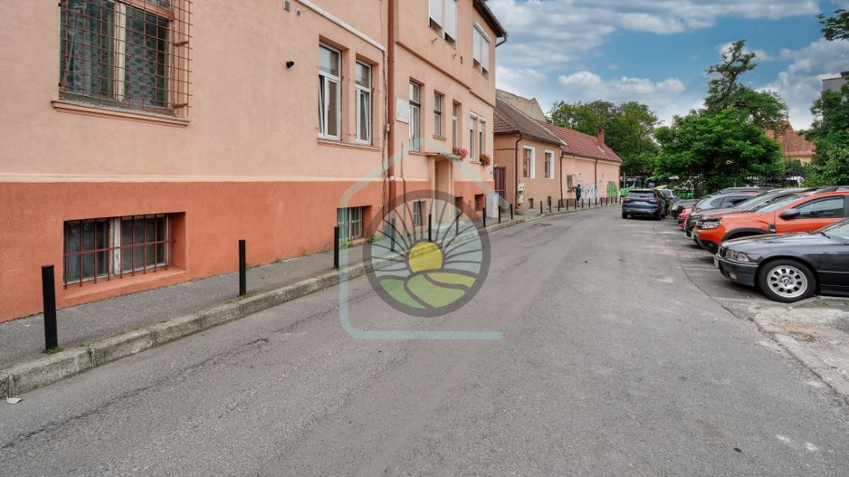 STUDIO IN CENTRUL BRASOVULUI - Poză 23