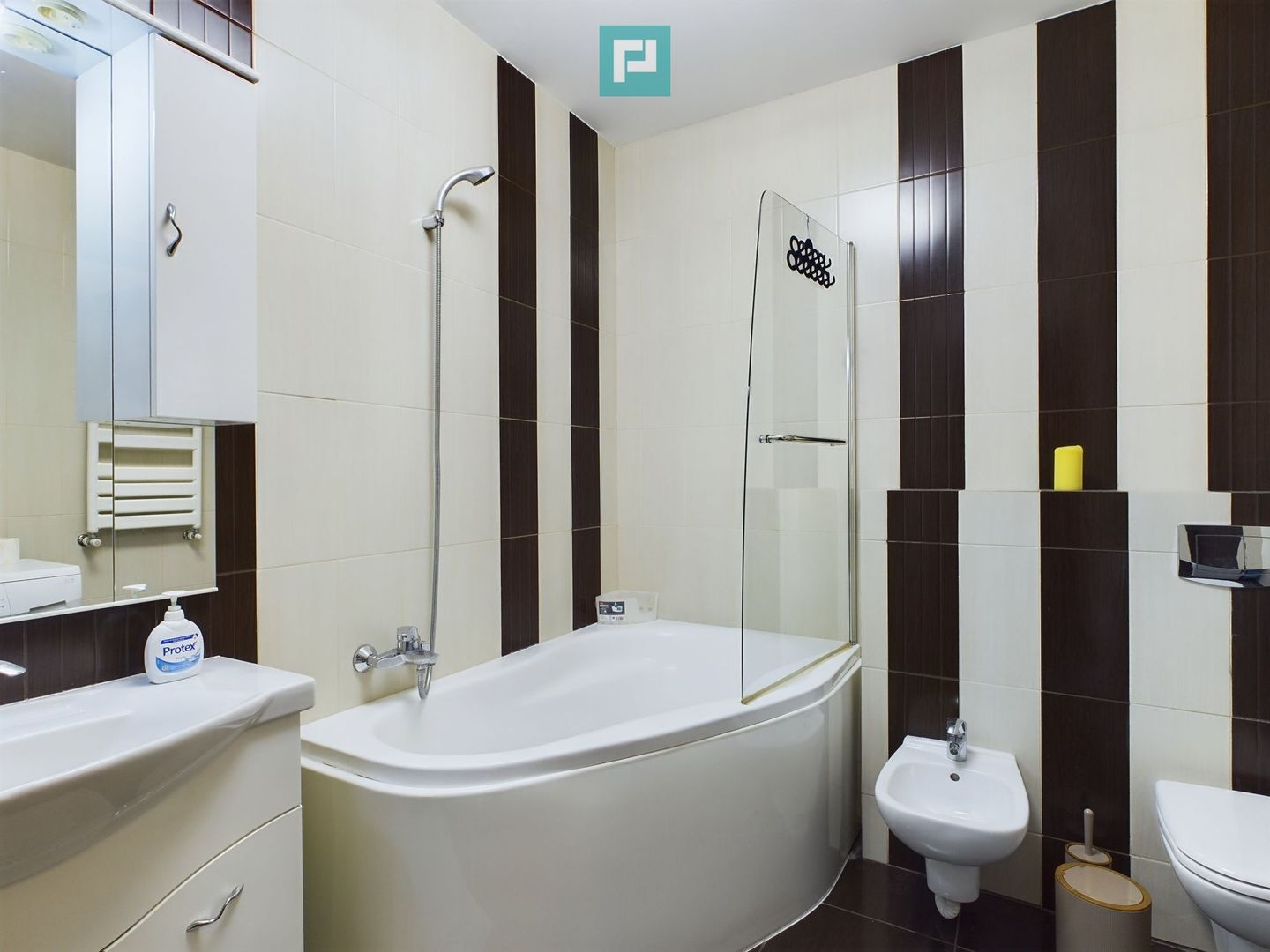 Apartament cu 2 camere modern 7 minute metrou Aurel Vlaicu - Poză 11