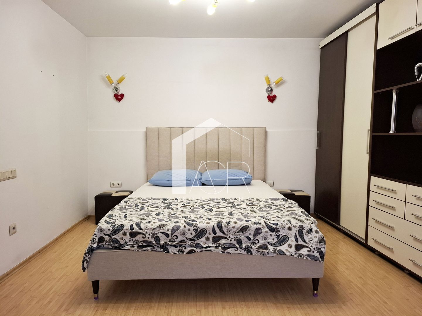 Casa P+M, cu 5 camere, zona Central - Poză 9