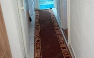 3 camere Bd. 1 Decembrie, etaj 2, aproape de centru – 400€ negociabil - Poză 4