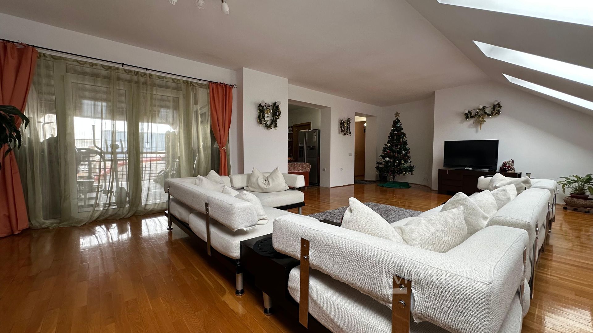 Casa cu potential mare | Parcul Central | Investitie sigura - Poză 2