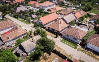 CASĂ ÎN HORIA - Poză 29