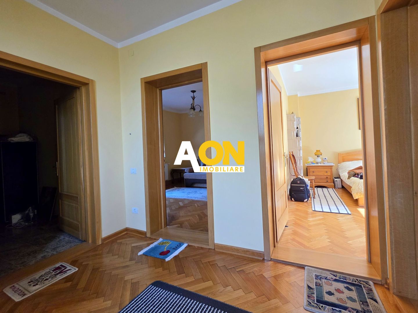 Duplex mobilat, utilat, 4 camere, garaj, zona exclusivista, Cetate - Poză 10