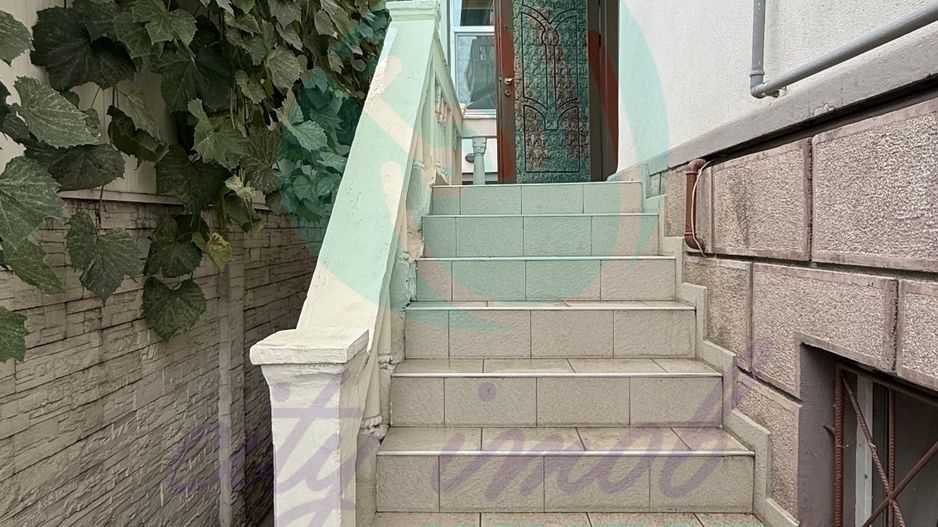 Vila in stil arhitectural german adiacent Calea Mosilor - Poză 2