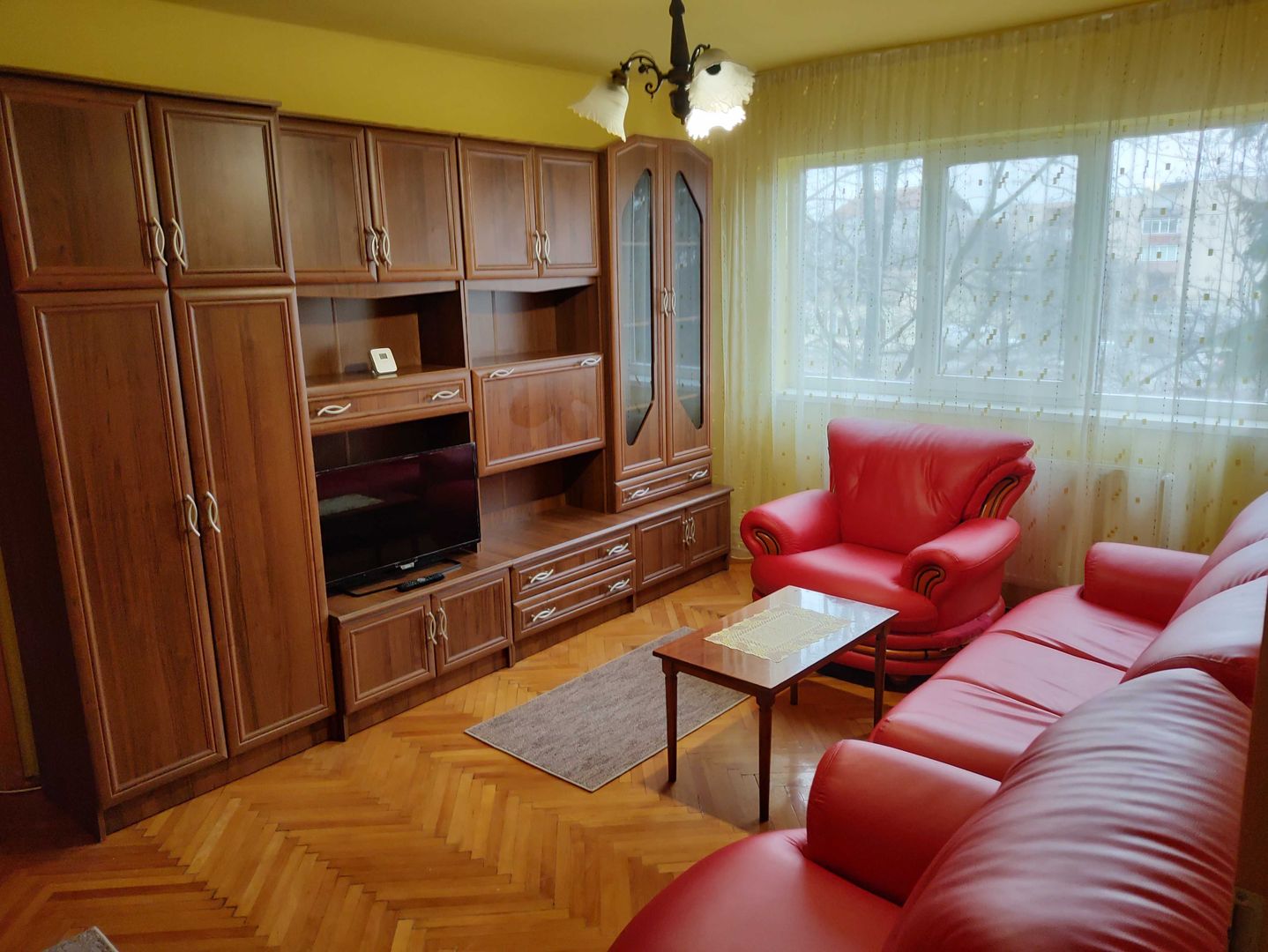 Apartament 3 camere zona Cetatii - Poză 1