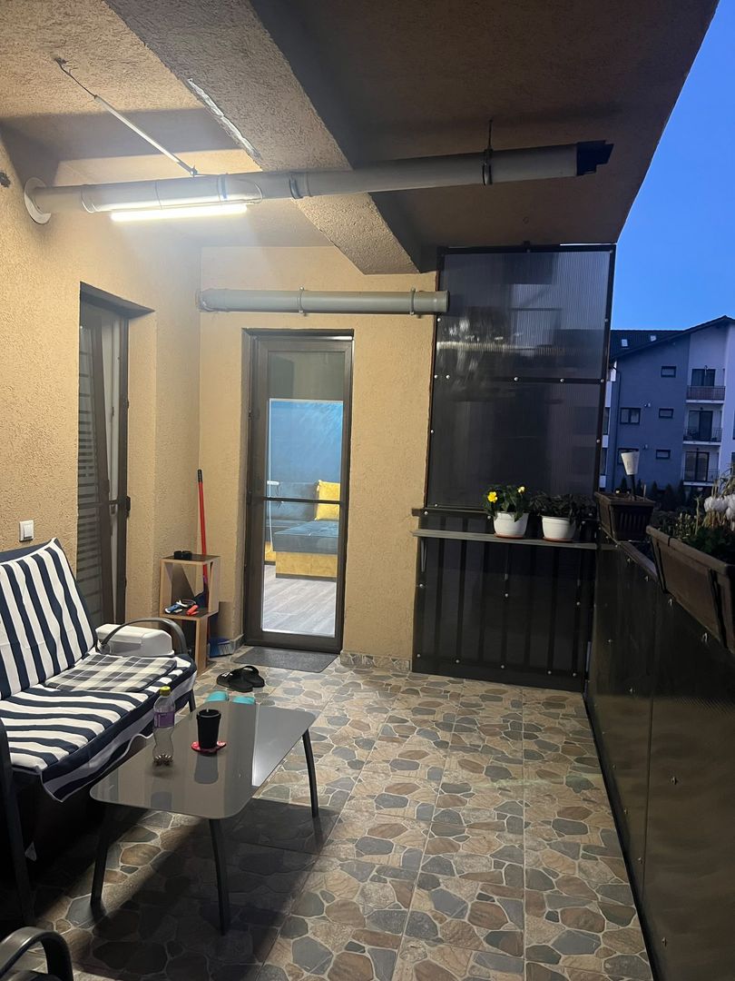 Apartament 3 camere,  decomandat - Poză 23