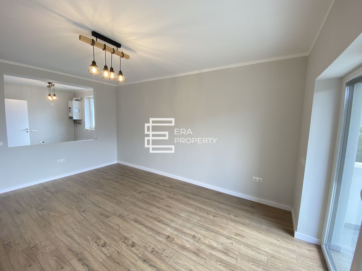 Apartament 2 camere LA CHEIE zona Aeroport Sibiu - Poză 8