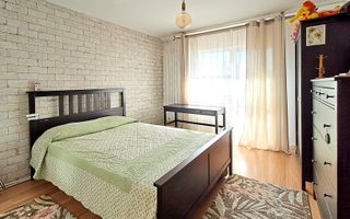 4 camere, 2 balcoane,2 Bai , parcare – zona Piața Flora!! - Poză 2