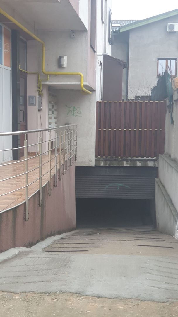 Apartament de vânzare, complet mobilat - Poză 9