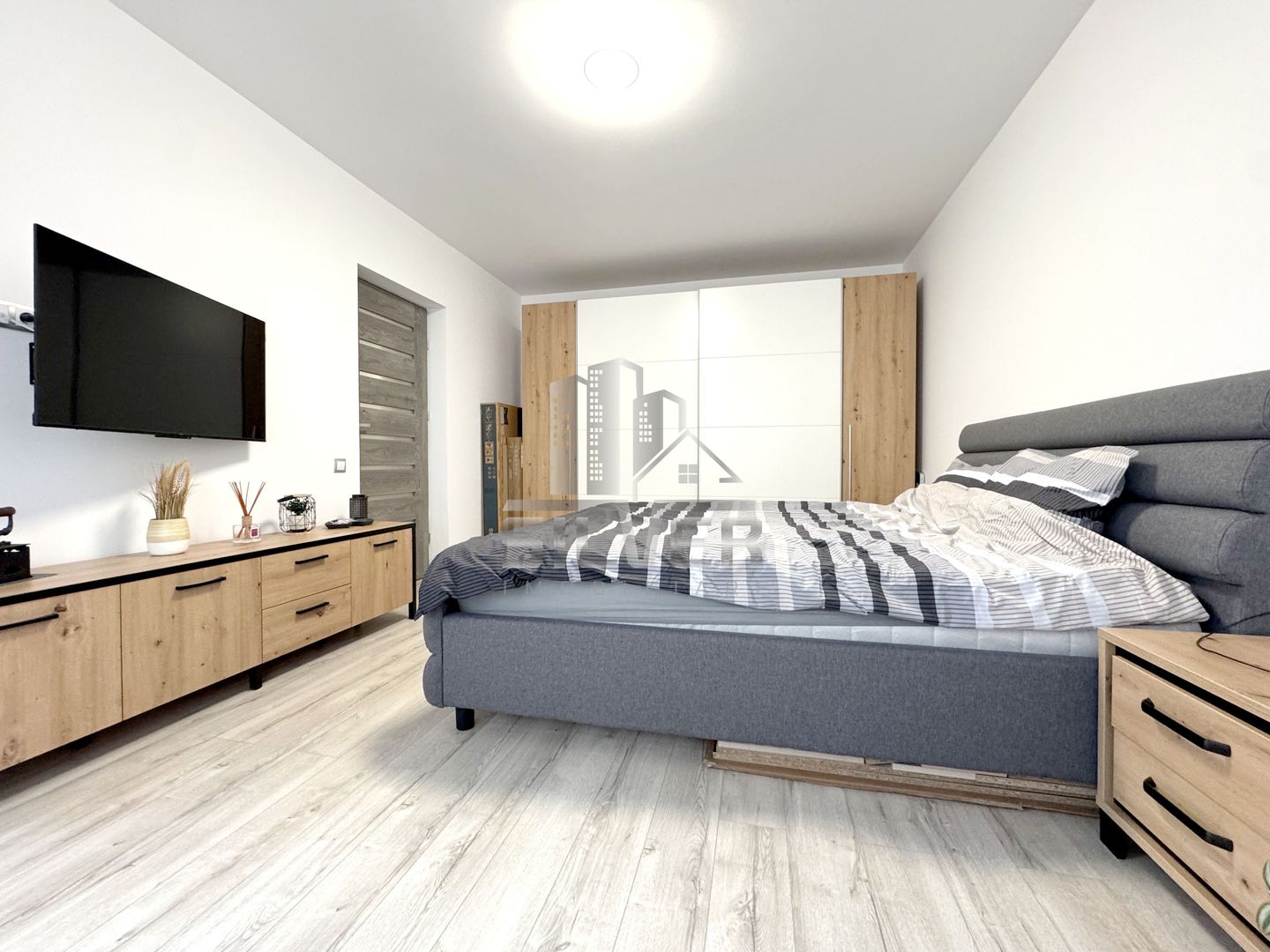 Apartament cu 2 camere/58mp/parcare/zona Catanelor. - Poză 8