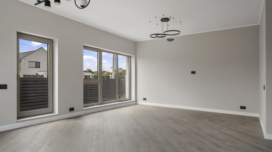 | COMISION 0% | VILA INDIVIDUALA |4 CAMERE| FINISATA COMPLET | TOATE UTILITATILE - Poză 1