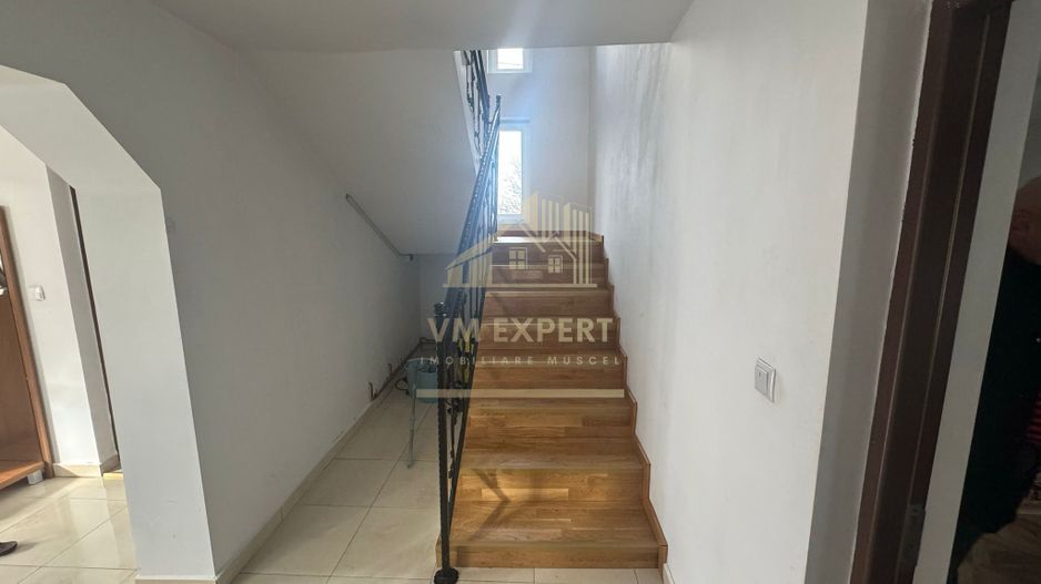 VILA 5 CAMERE TEREN 1200 MP, LAZARESTI (SCHITU GOLESTI) - Poză 9