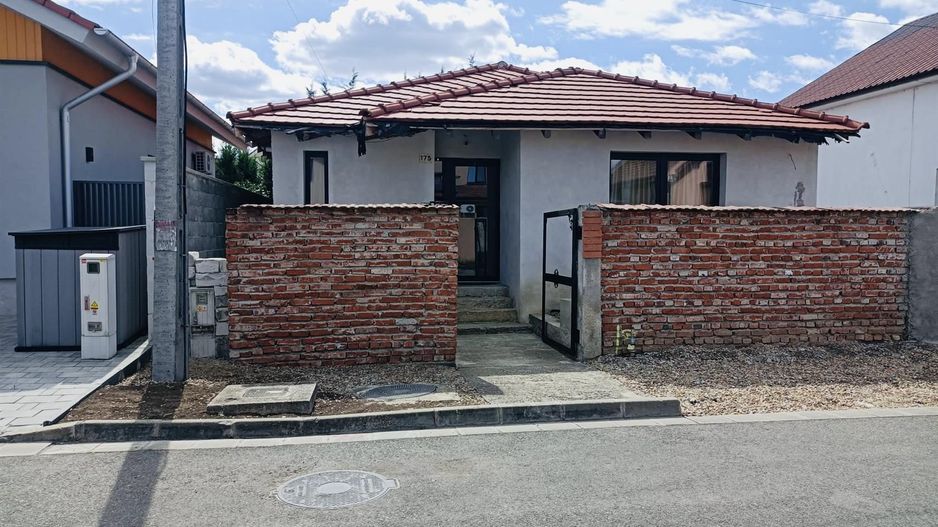 Casa noua de vanzare Sanmartin - Poză 1