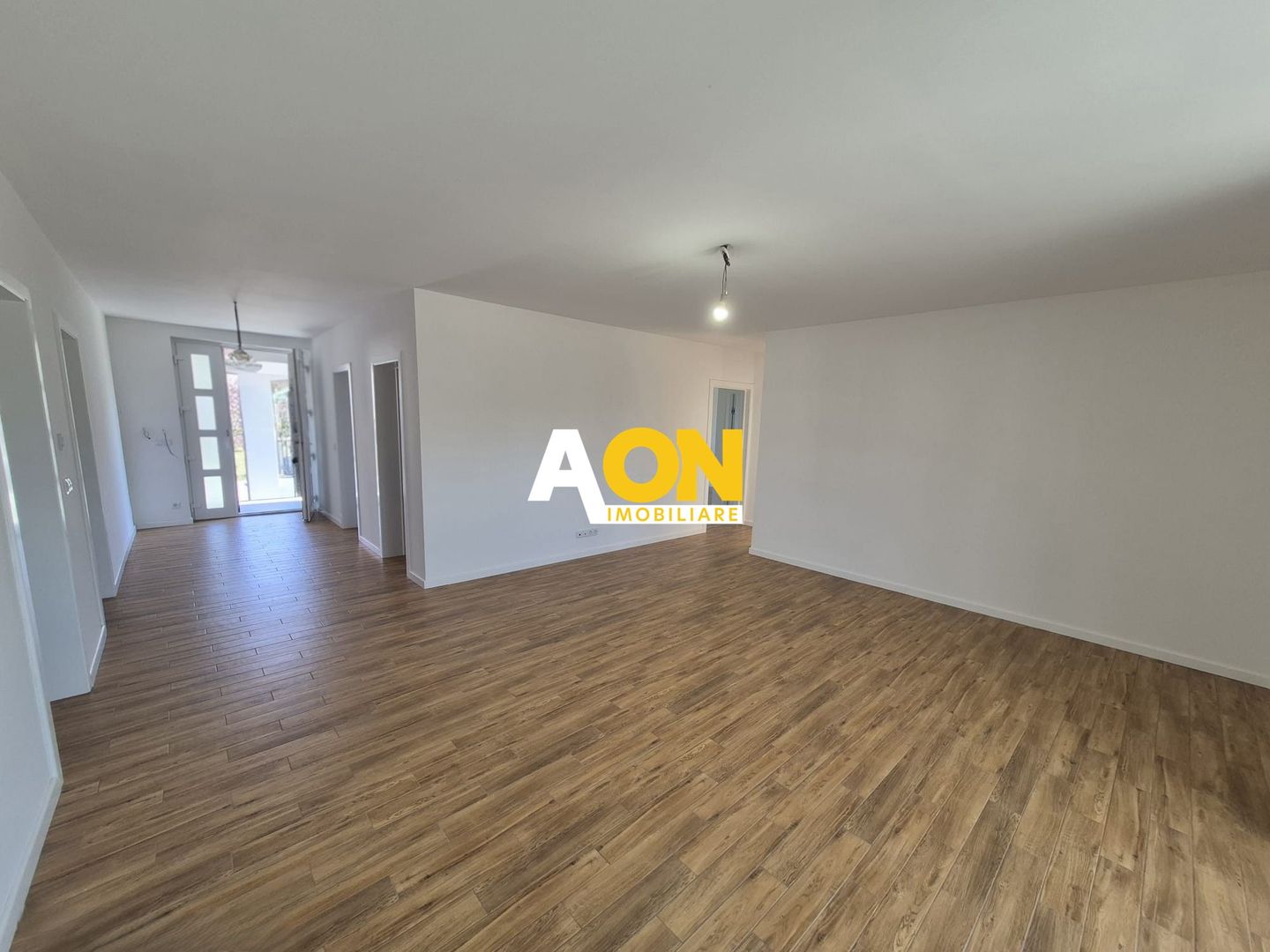Casa 3 Camere, 125 mp, Teren 399 mp, Zona Centru - Poză 6