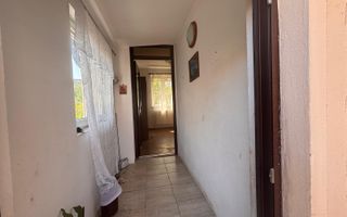 Casa singur in curte 335 mp teren si acces auto in zona Promenada Mall - Poză 2