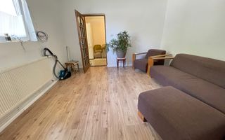 Casă la curte comuna în zona Balcescu - Poză 8