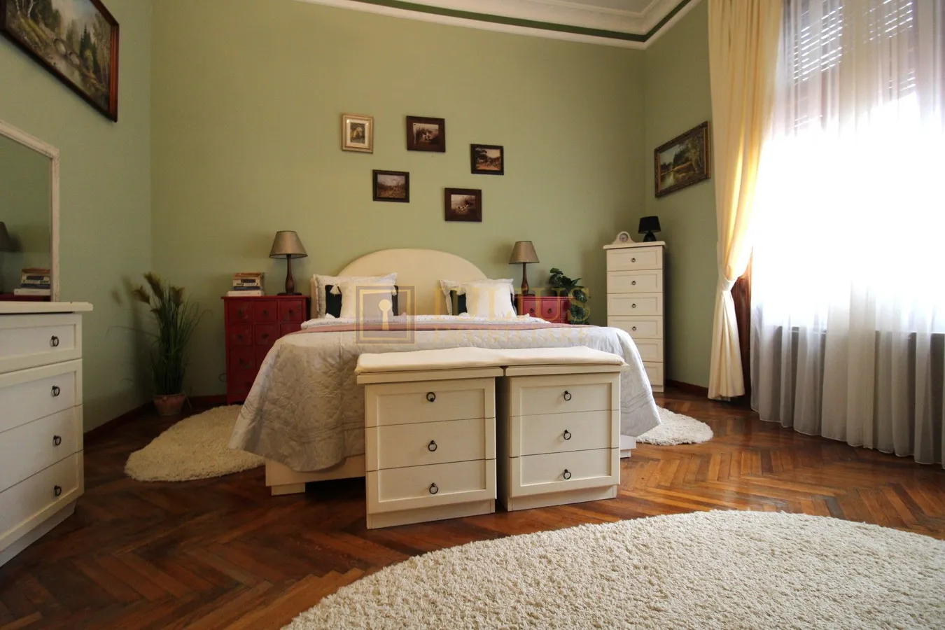Piata Libertatii, 3 camere, centrala proprie — fotografia 1