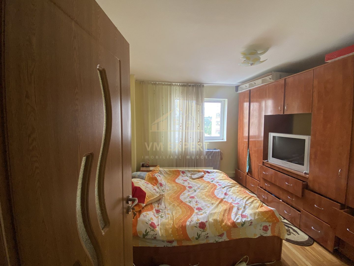 APARTAMENT 3 CAMERE, ETAJ 4, BLOC TURN. - Poză 4