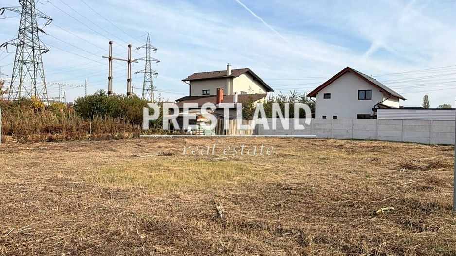 Teren intravilan pretabil constructie casa - Poză 1