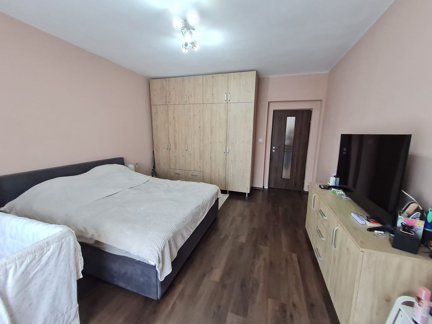 Apartament 3 camere în zona Pietei Victoria - Poză 3