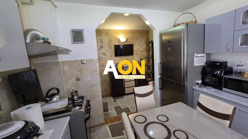 Apartament 2 camere, renovat, 57 mp utili, etaj 3, zona Closca - Poză 3