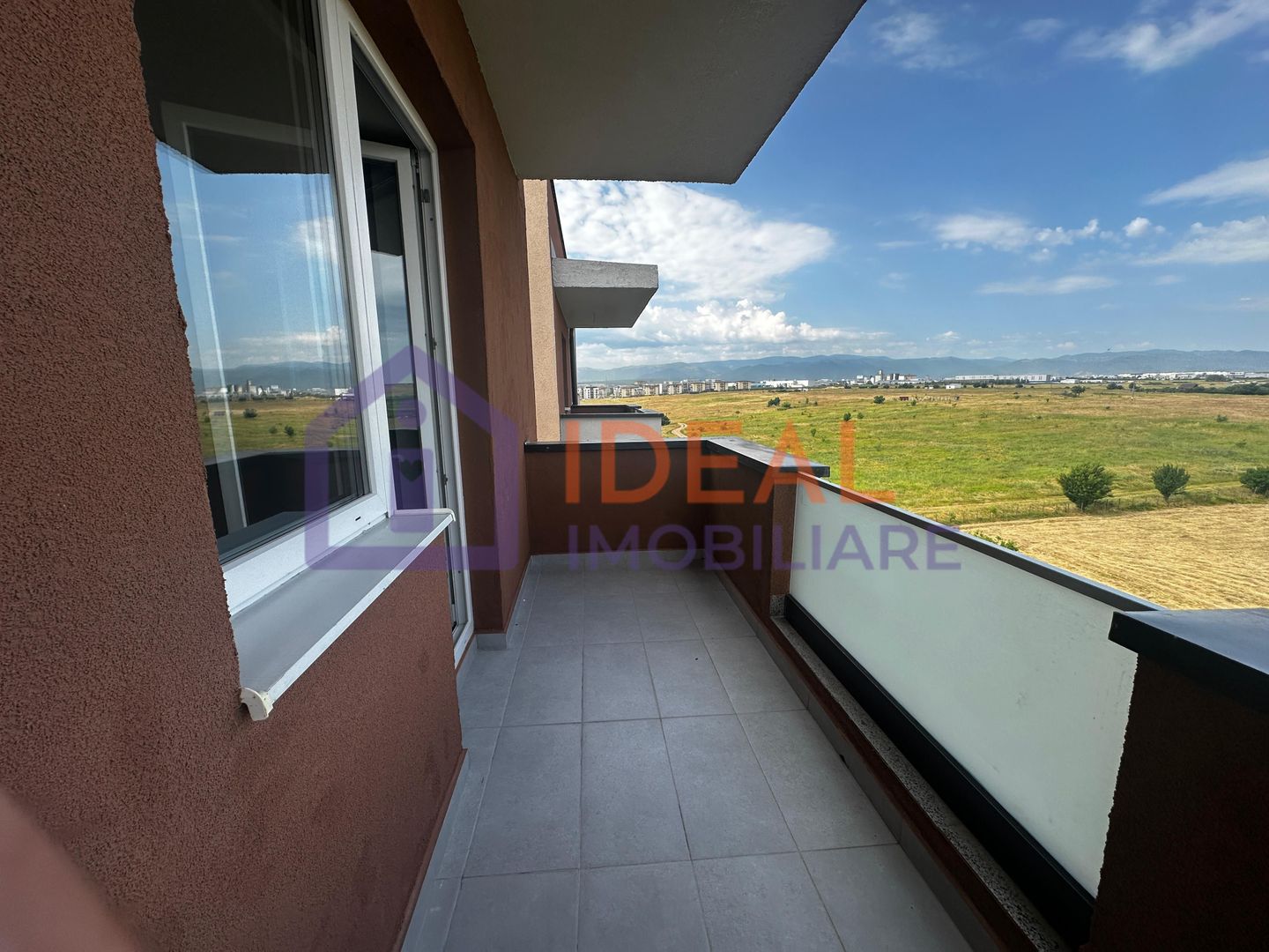 Penthouse cu 3 camere LA CHEIE, cu terasa de 191mpu, zona Calea Surii Mici - Poză 23