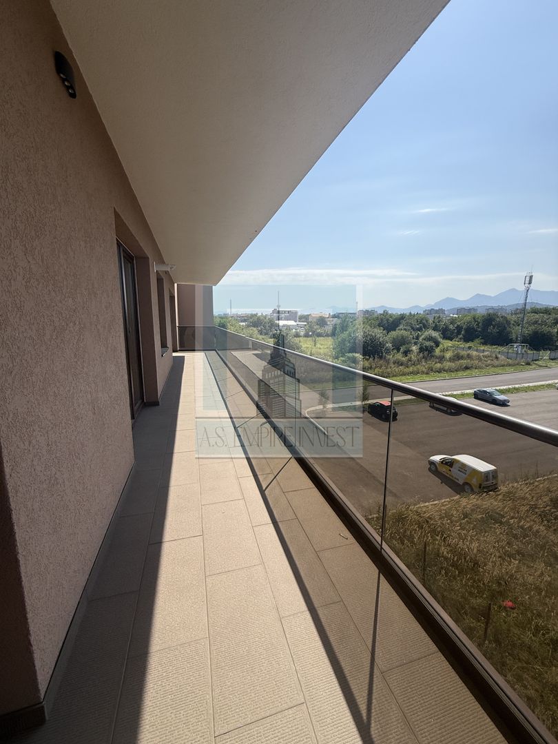 Apartament 3 camere, parcare, boxa, terasa de 274 mp-zona Bartolomeu - Poză 9