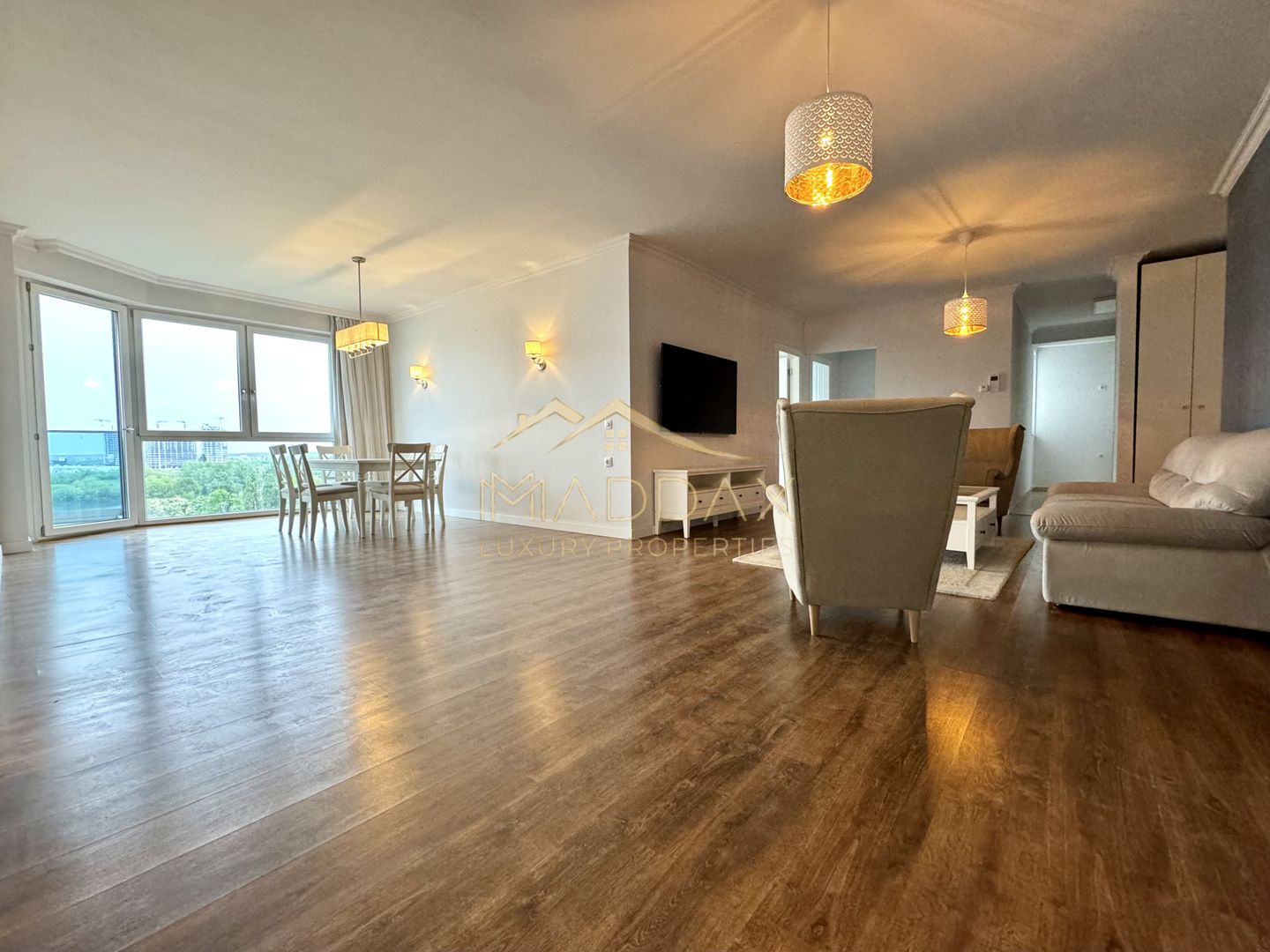 4 rooms apartment - 122 sqm/ Rented/ 1 Parking / Floreasca - Lake View - Poză 6