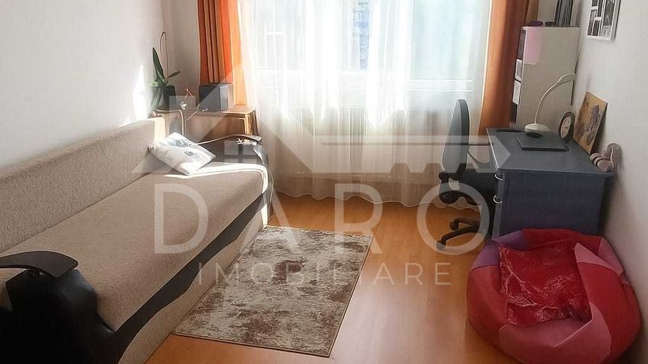 Vand apartame,2 canere - Poză 3