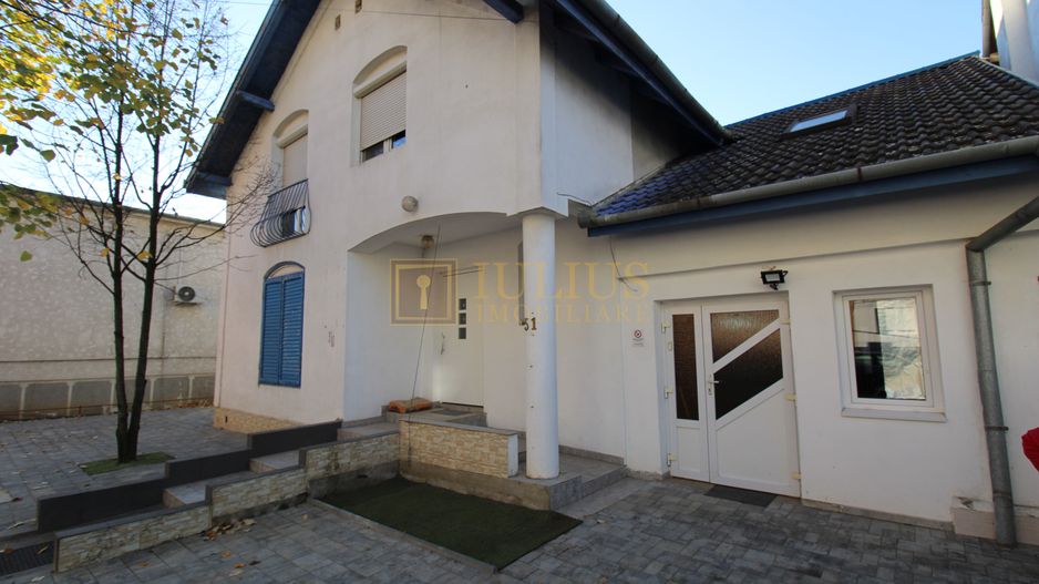 Casa in zona Lipovei,  ideala pentru activitati comerciale. - Poză 1