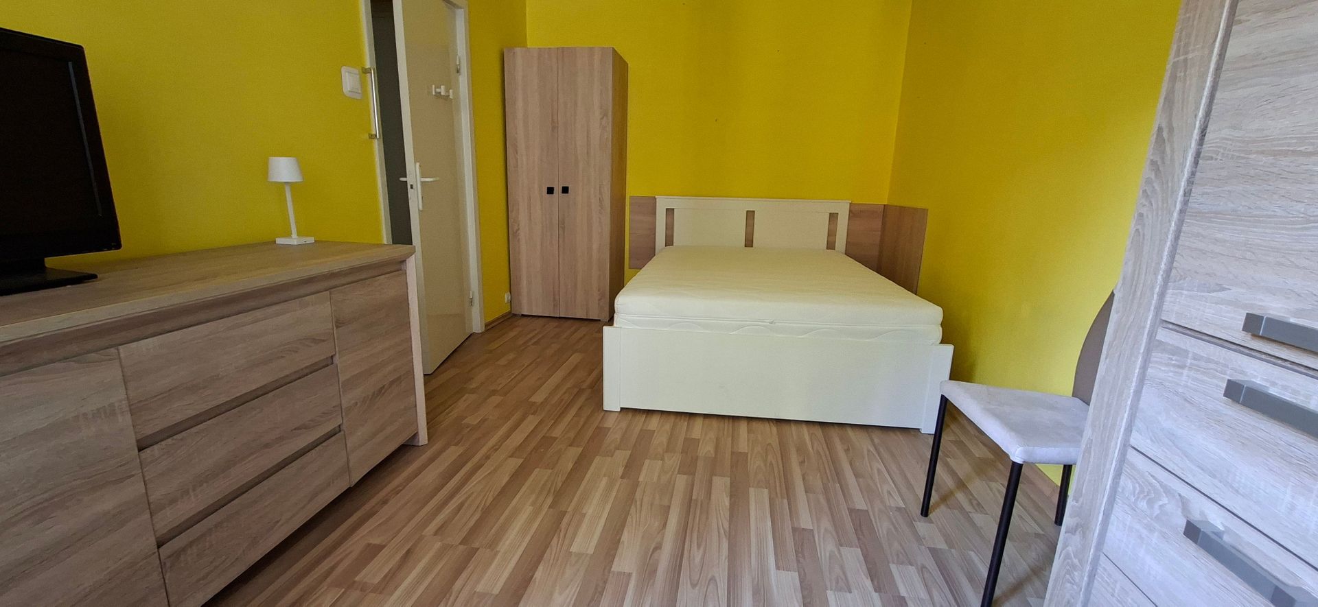 Apartament cu 2 camere - zona Medicina - Poză 14