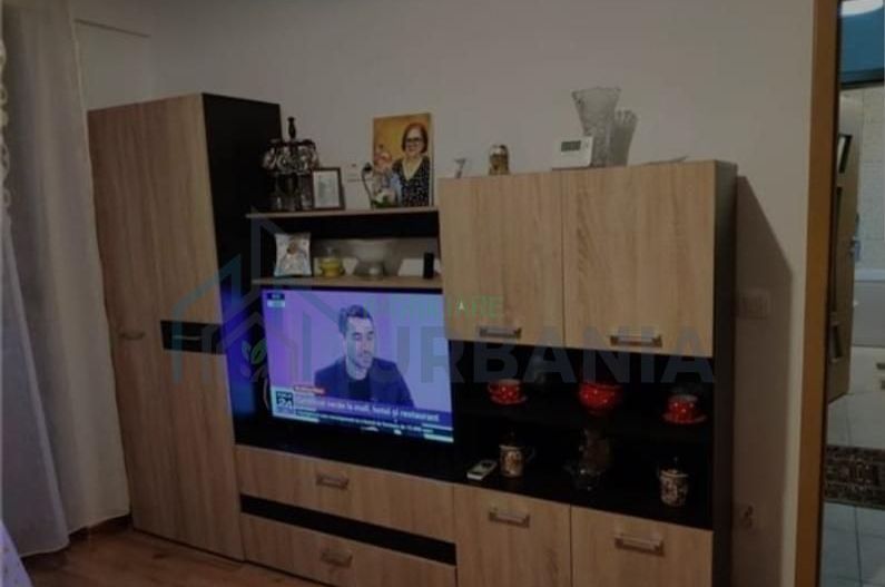# ofer apartament spre inchiriere 2 camere Nicolina - Poză 8