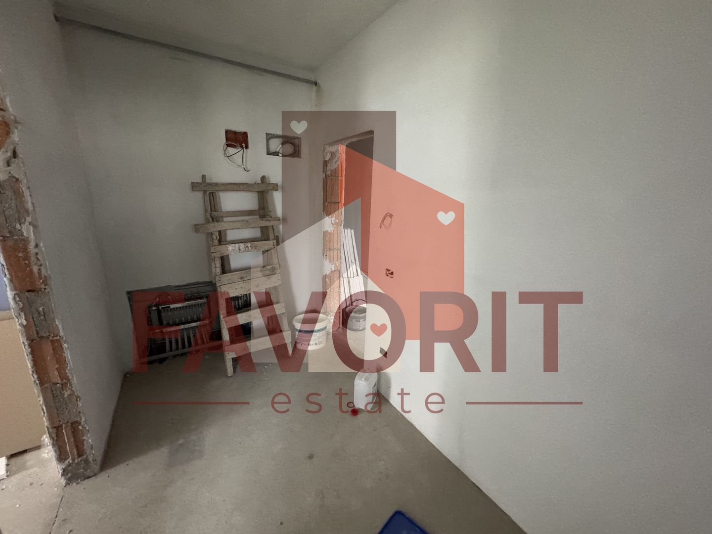 Gradina proprie de 62 mp. Decomandat. 40 mp utili - Poză 5