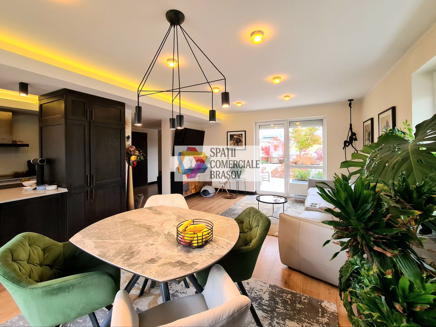 Penthouse exclusivist de vânzare Brasov - 128.9 mp + 74.8 mp terasa - Poză 1