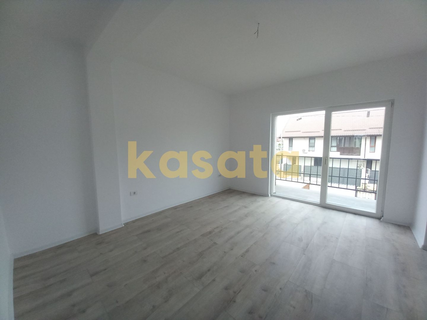 Duplex 140 mp & curte 200 mp | Bragadiru, Crisul Repede - Celofibrei - Poză 16