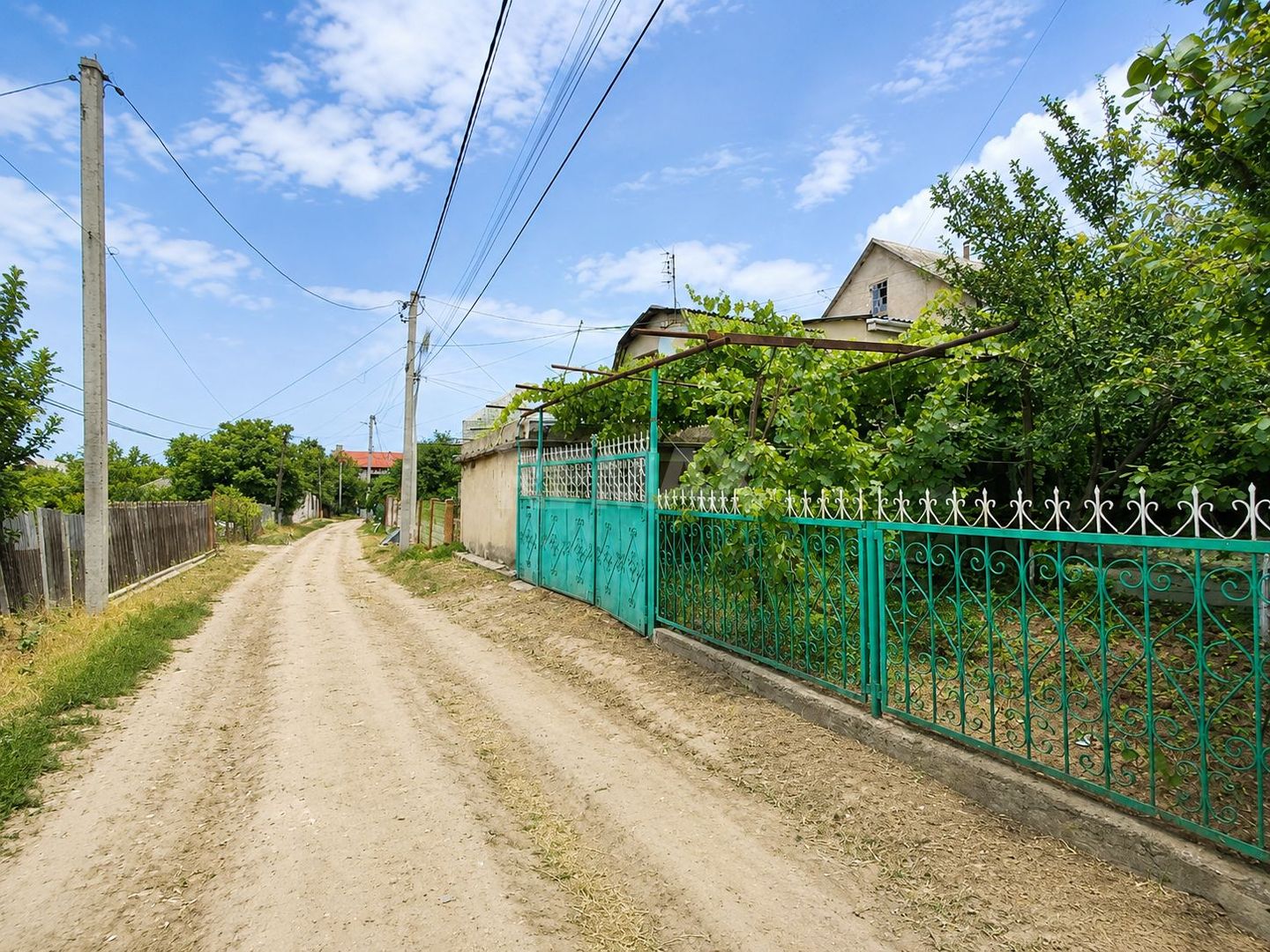 Casă cu 5 camere | 90 m² | 11 ari | Lângă Castelul Mimi | Bulboaca, Anenii Noi - Poză 2