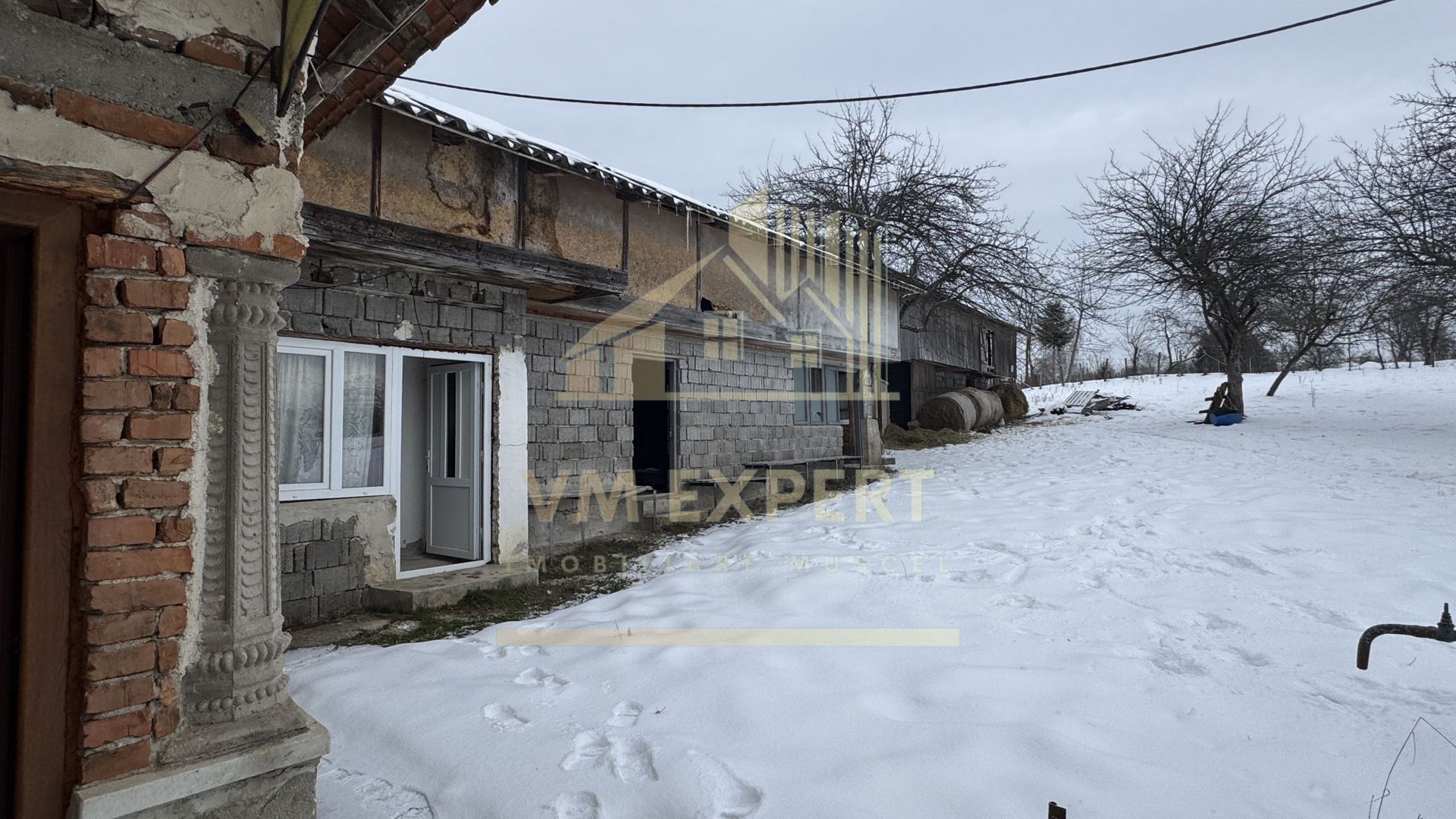 CASĂ 4 CAMERE TEREN 3038 MP ALBEȘTII  DE MUSCEL - Poză 31