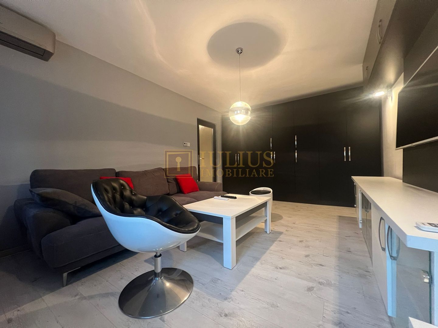 Soarelui, langa Parcul Padurice; centrala proprie, 2 bai. - Poză 4