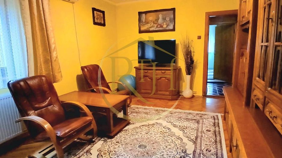 Oferim spre închiriere un apartament deosebit cu 2 camere în zona Torontalului! - Poză 1